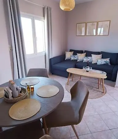 Verano Palmas Apartment_near The Sea-free Parking Херсониссос